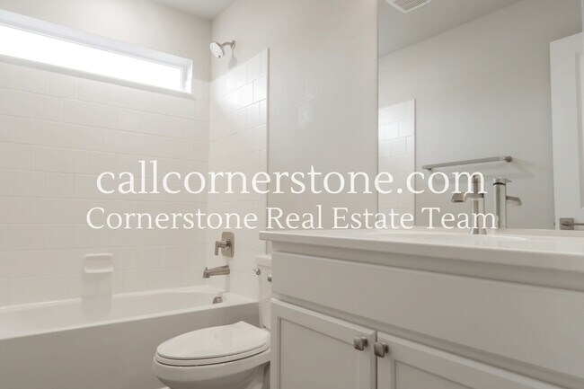 Building Photo - 10565 Summer Rdg Dr