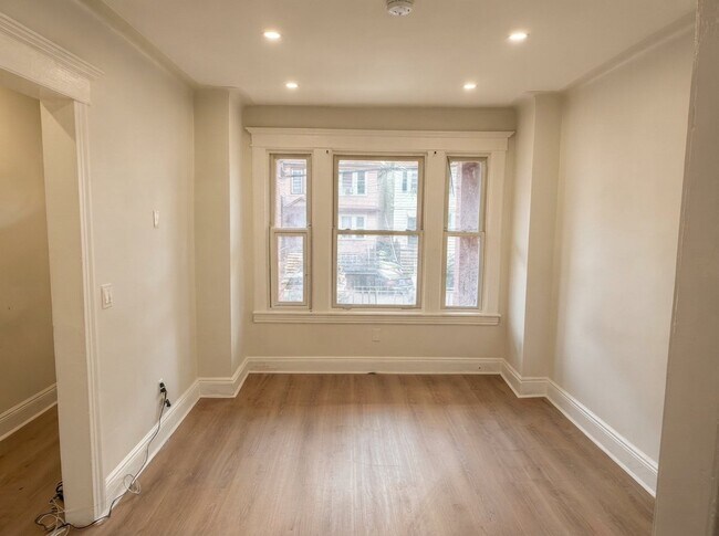 Building Photo - 22 Stegman St