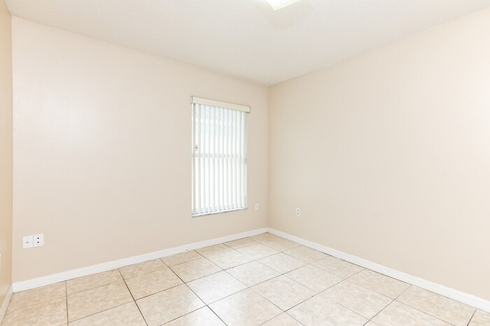 Building Photo - 2404 Black Powder Ln