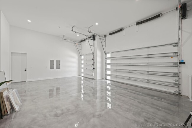 Building Photo - 6676 NW 66th Way