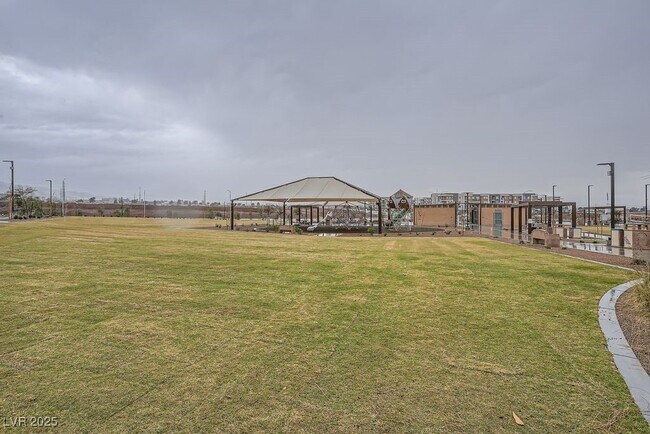 Building Photo - 364 Canary Song Dr