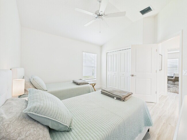 Building Photo - Furnished 3/2 in Water’s Edge | Golf Cart ...