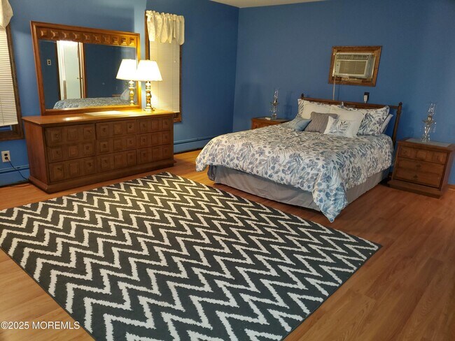 Building Photo - 411 Woodland Ave