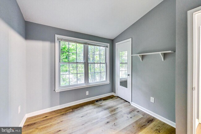 Building Photo - 10615 Prairie Landing Terrace