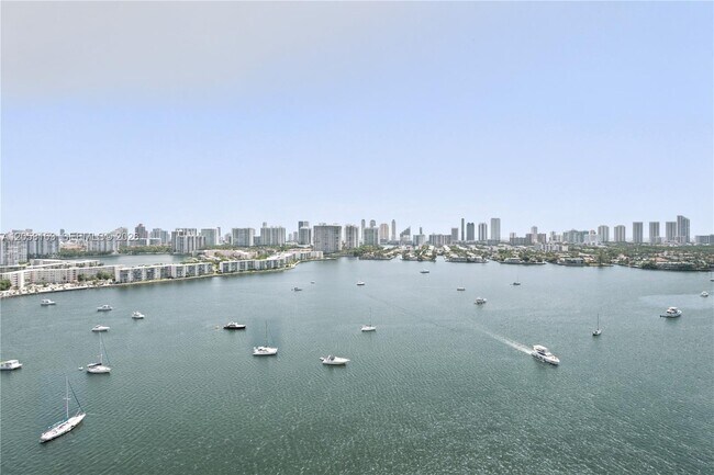 Building Photo - 17301 Biscayne Blvd