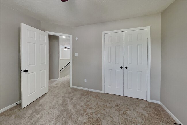 Building Photo - 30802 Sifton Dr