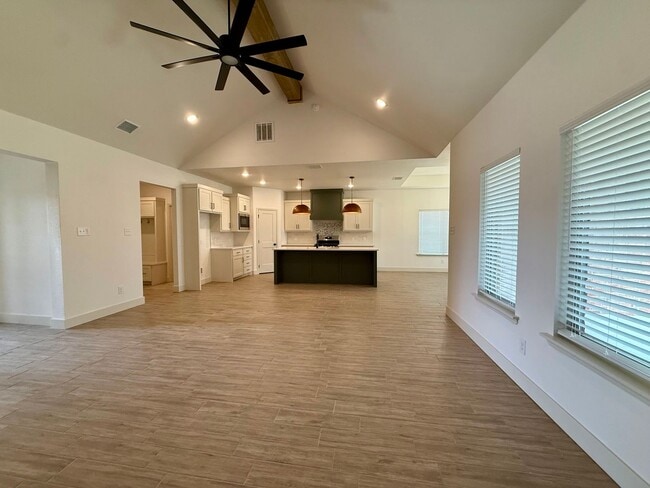 Building Photo - New Construction