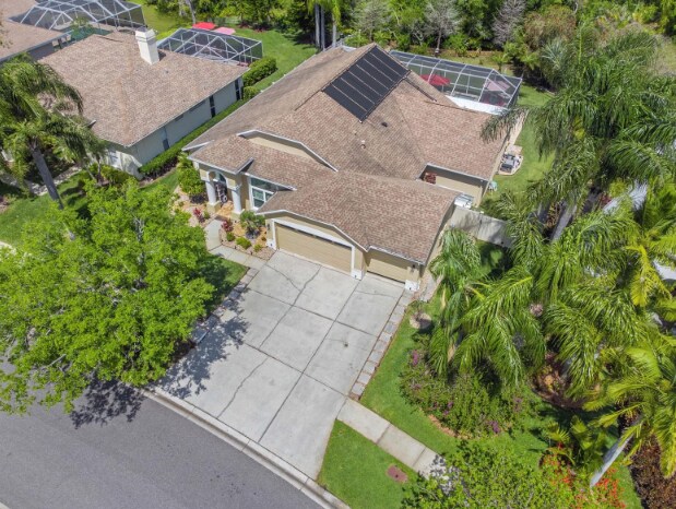 Building Photo - 9905 Woodbay Dr