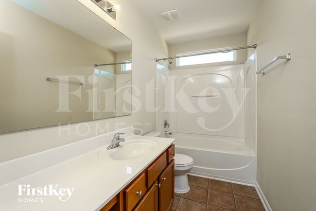 Building Photo - 5277 Crosswinds Rd