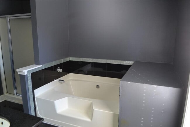 Building Photo - 2849 Arendel Dr