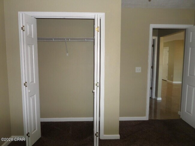 Building Photo - 6321 Winona St