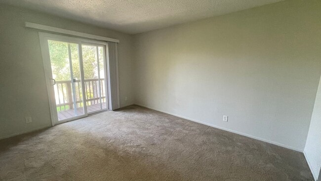 Building Photo - 1109 Camino Del Valle