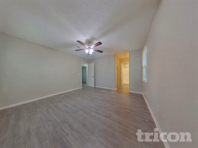 Building Photo - 424 Westridge Rd