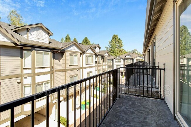 Building Photo - 8900 SW Elena Ln