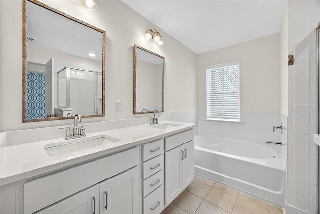 Building Photo - 114 Auburn Valley Wy