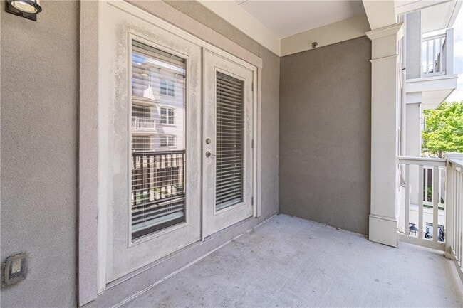 Building Photo - 1192 Lavista Cir NE