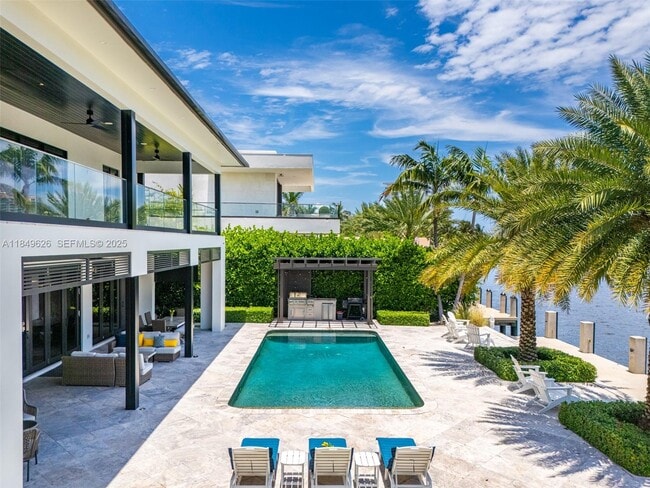 Building Photo - 632 Intracoastal Dr