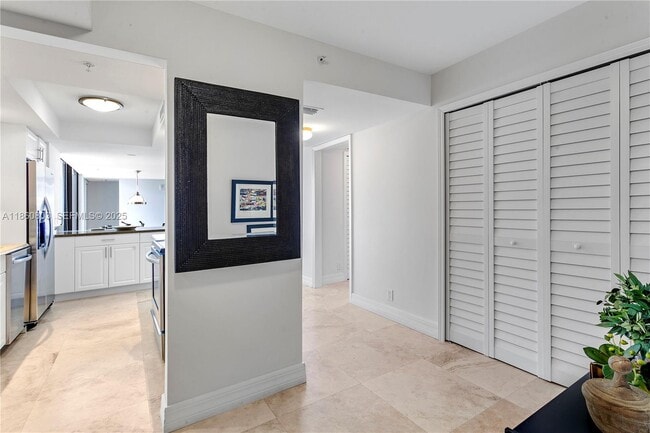 Building Photo - 3000 N Ocean Dr