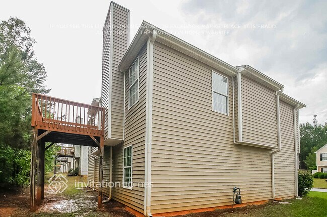 Building Photo - 5449 Sweetsprings Dr SW