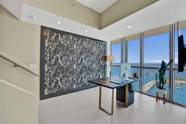 Building Photo - 1100 Biscayne Blvd