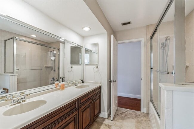 Building Photo - 109 Estates Cir