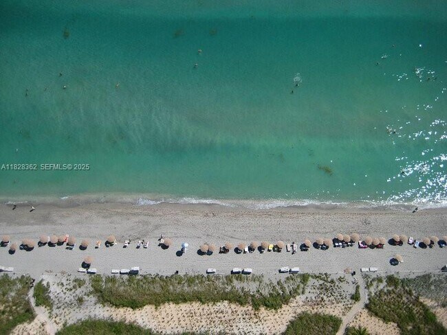 Building Photo - 1830 S Ocean Dr