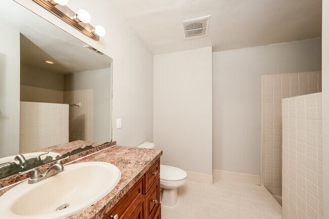 Building Photo - 80 Baytree Cir