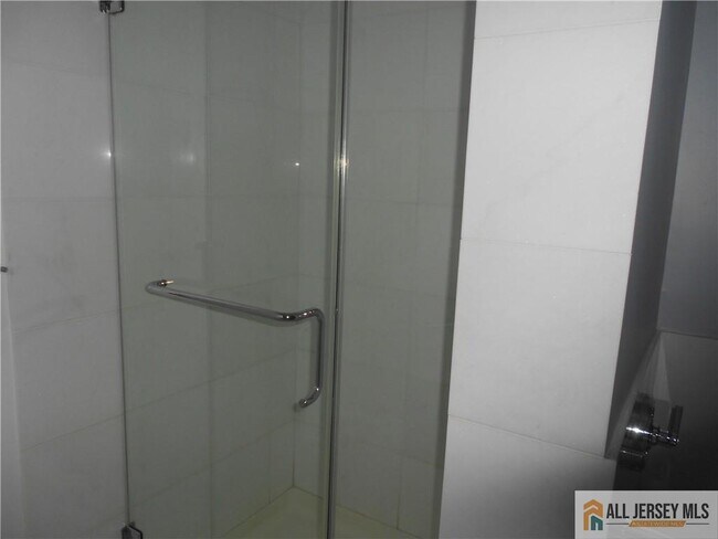 Building Photo - 1 Spring St