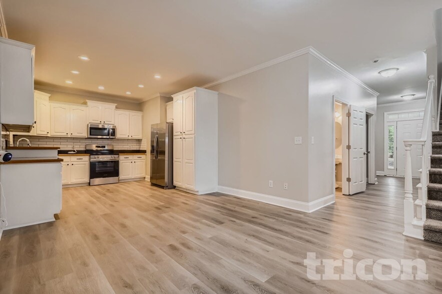 Building Photo - 2485 Highland Golf Course Cir SE