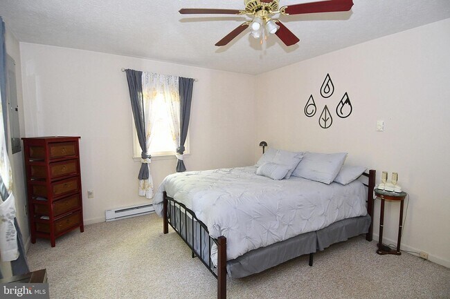 Building Photo - 67 Tranquil Way