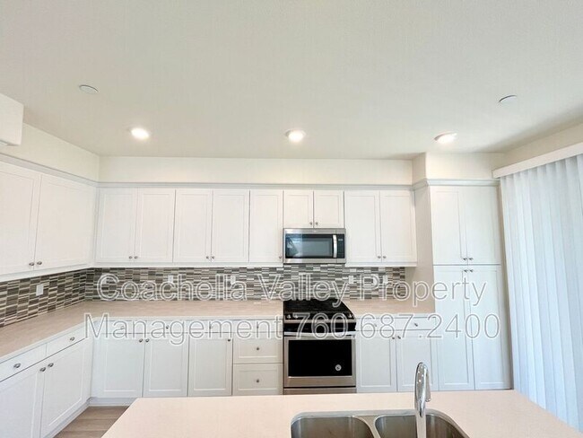 Building Photo - 84443 Passagio Lago Way