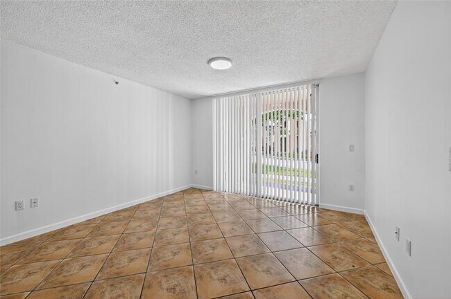 Building Photo - 2011 Renaissance Blvd