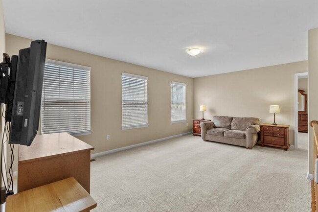 Building Photo - 612 Zumwalt Crossing