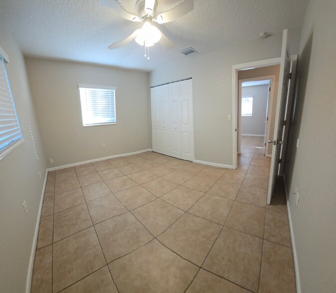 Building Photo - 33918 Grant Ave