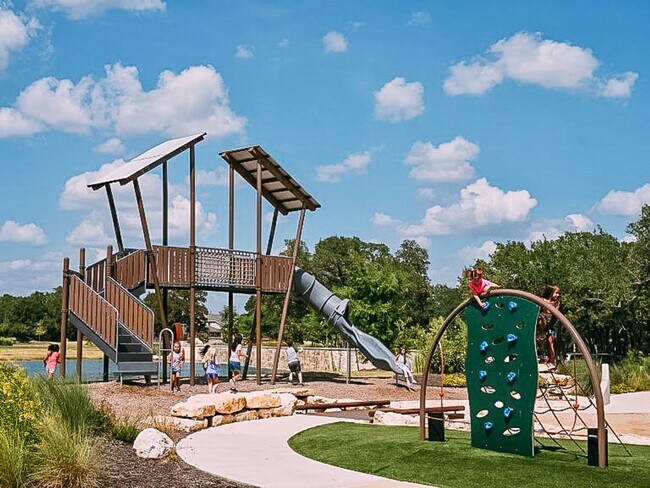 Building Photo - Beautiful 3036 SF Home - 5 Bed/3 Bath + Media Room and Game Room! - Hidden Trails, Bulverde