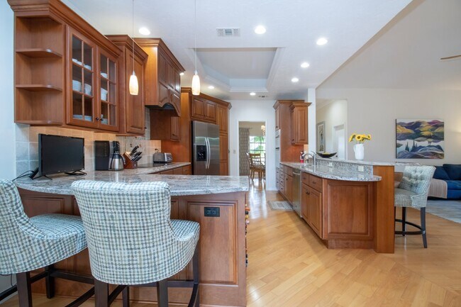 Building Photo - Palm Aire Fully Furnished Rental