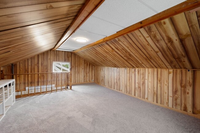 Building Photo - 129 Newburn Ave