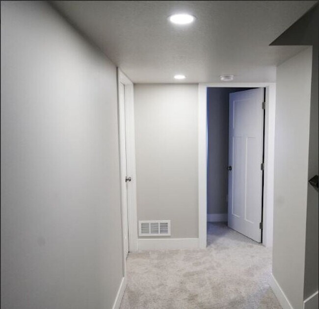 Building Photo - Modern 3-Bedroom Ranch in Grimes – Availab...