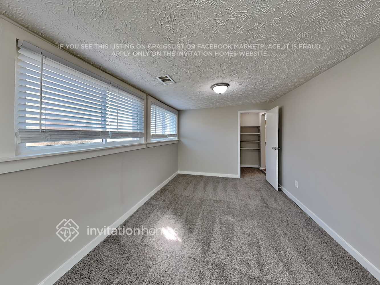 Building Photo - 547 Rustic Rd