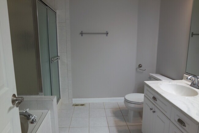 Building Photo - 2259 Seaver Ln