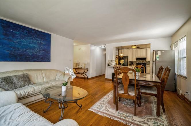 Building Photo - 4914 Louise St