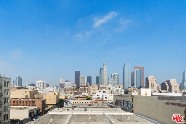 Building Photo - 420 San Pedro St