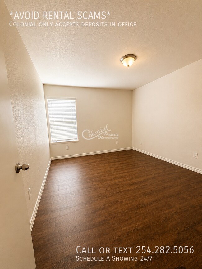 Building Photo - 1529 Justin Lp