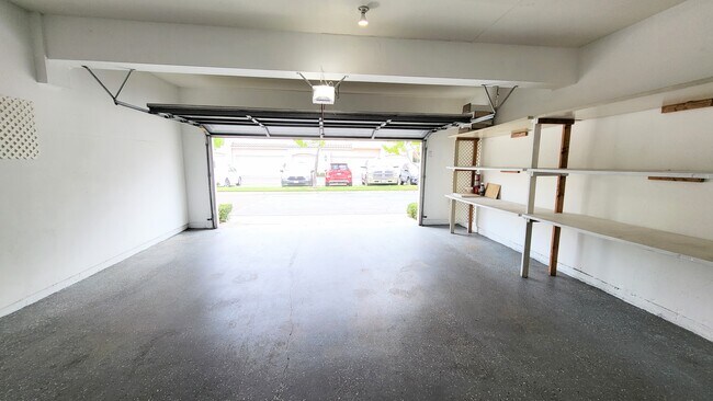 Building Photo - 231 Shorebreaker Dr