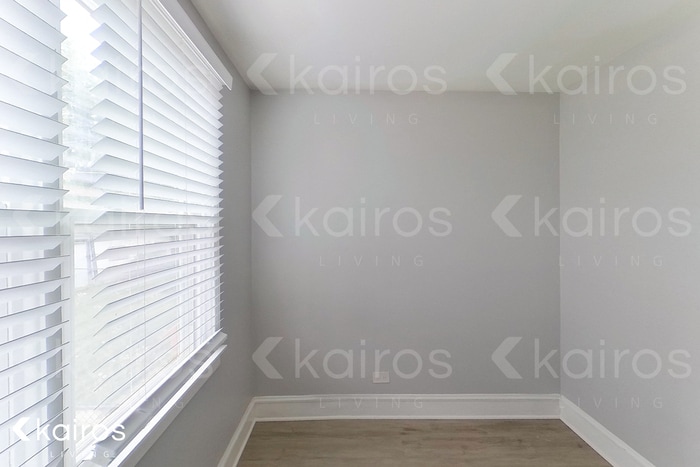 Building Photo - 8622 S Justine St