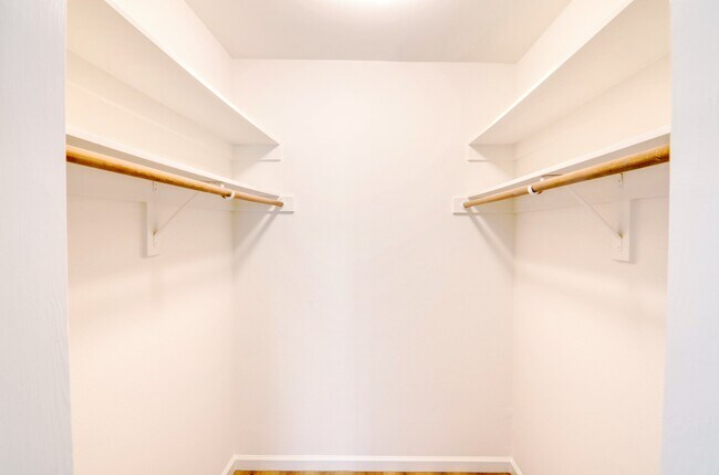 Building Photo - 938 18th St