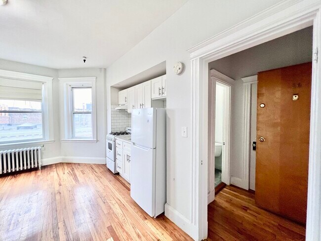 Building Photo - 1330 Commonwealth Ave