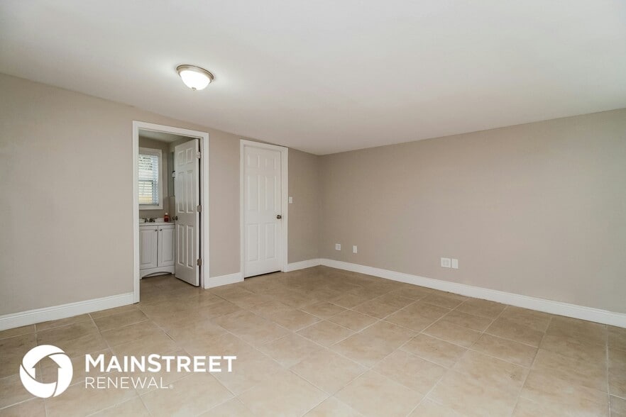 Building Photo - 759 Baywood Cir