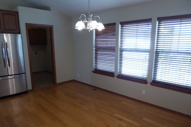 Building Photo - Beautiful 6 Bed/3 Bath House in Hayden, ID!