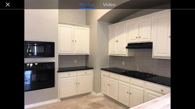 Building Photo - 1609 Thompson Dr